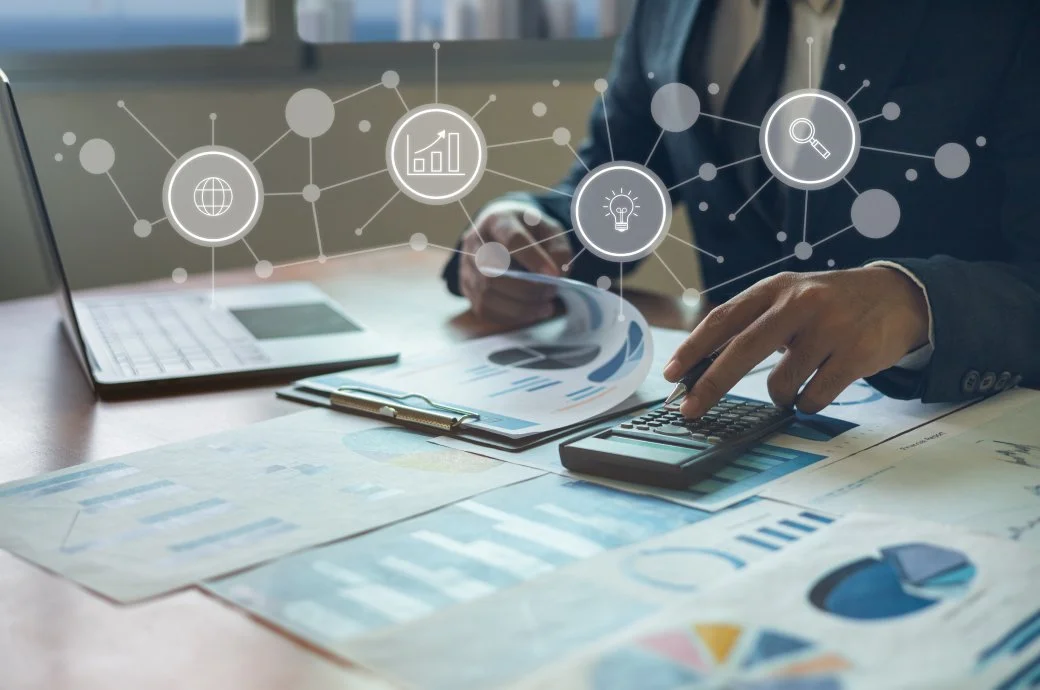 Client consultation with business expert